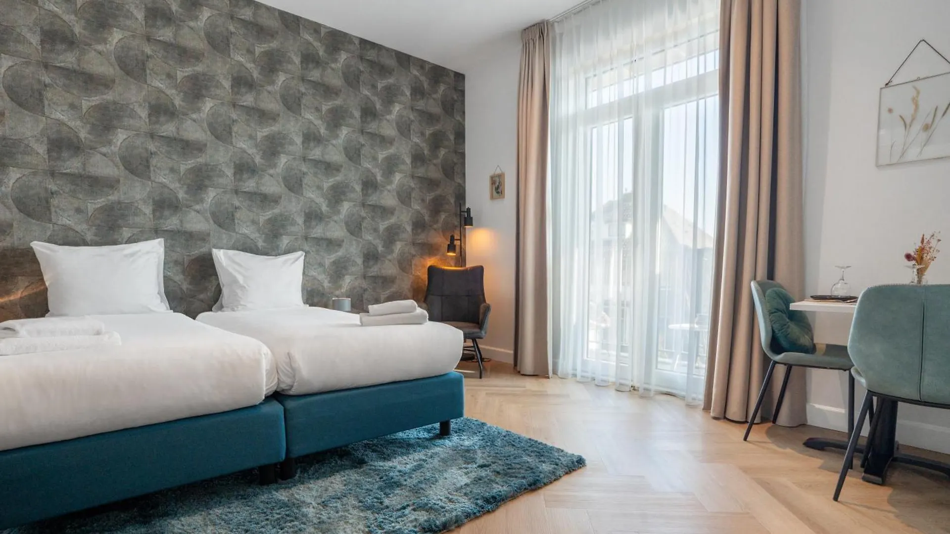 Boutique Hotel At Sea Zandvoort