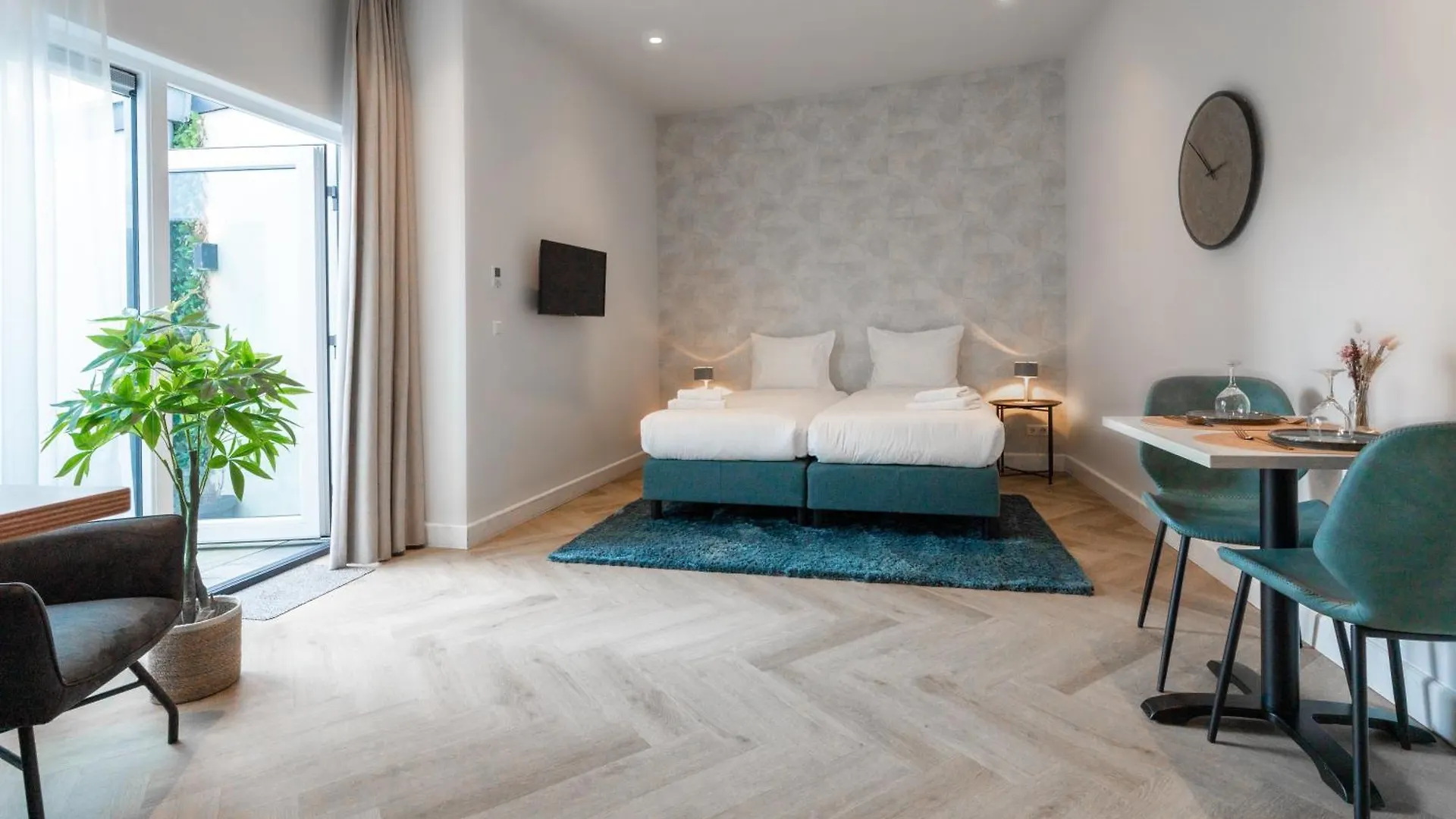 Boutique Hotel At Sea Zandvoort