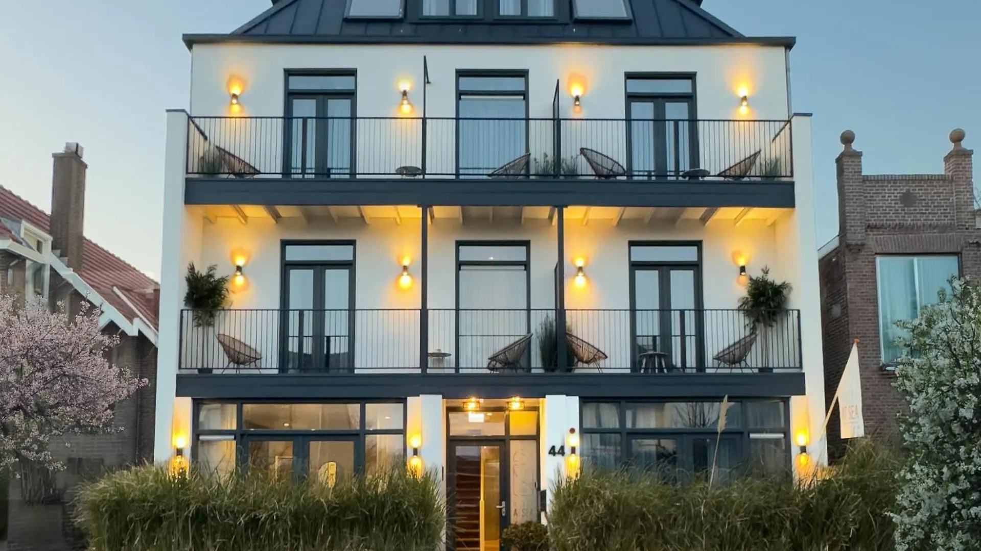 Boutique Hotel At Sea Zandvoort