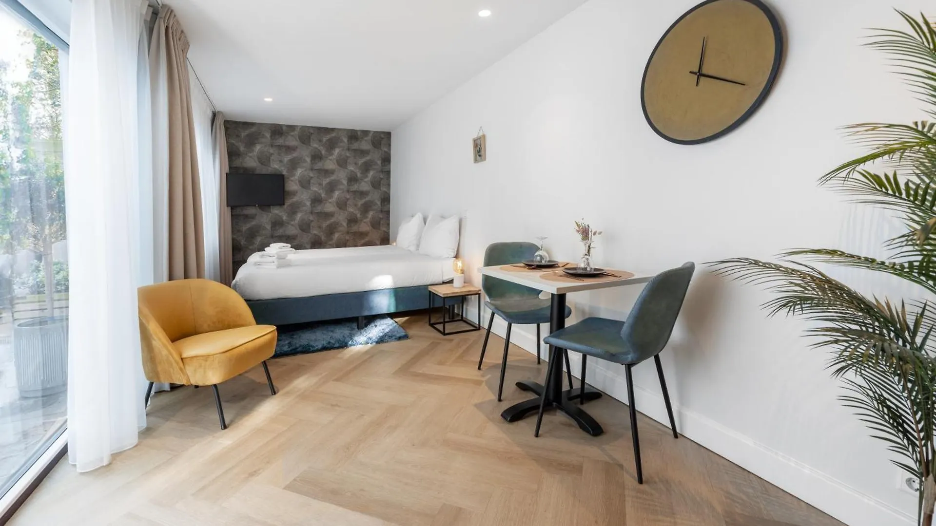 Boutique Hotel At Sea Zandvoort